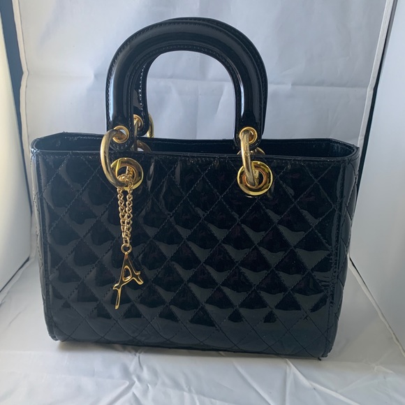 Purse - Picture 2 of 3